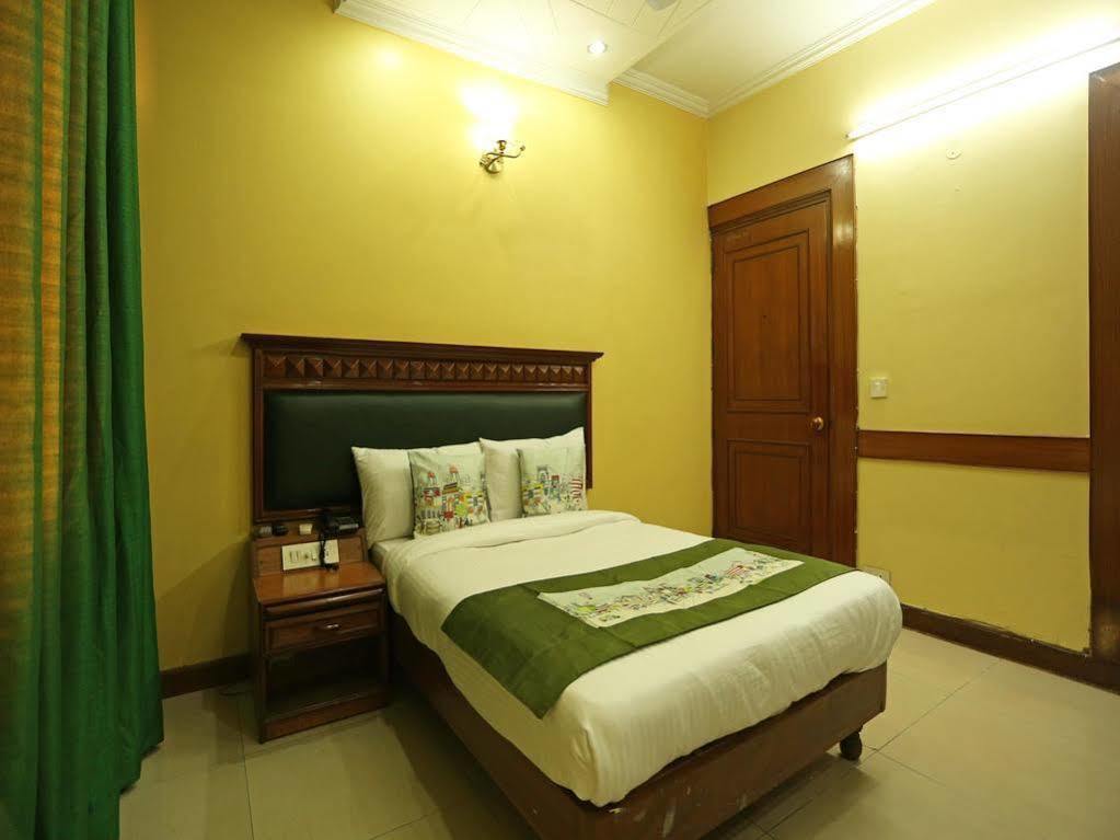 Oyo Rooms Kalkaji Mandir New Delhi Eksteriør billede