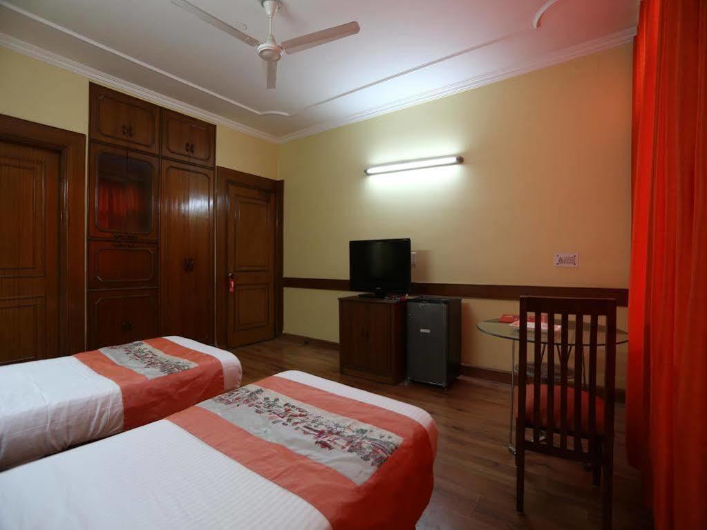 Oyo Rooms Kalkaji Mandir New Delhi Eksteriør billede